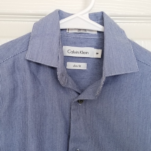 Calvin Klein slim fit long sleeved button down - Picture 3 of 5